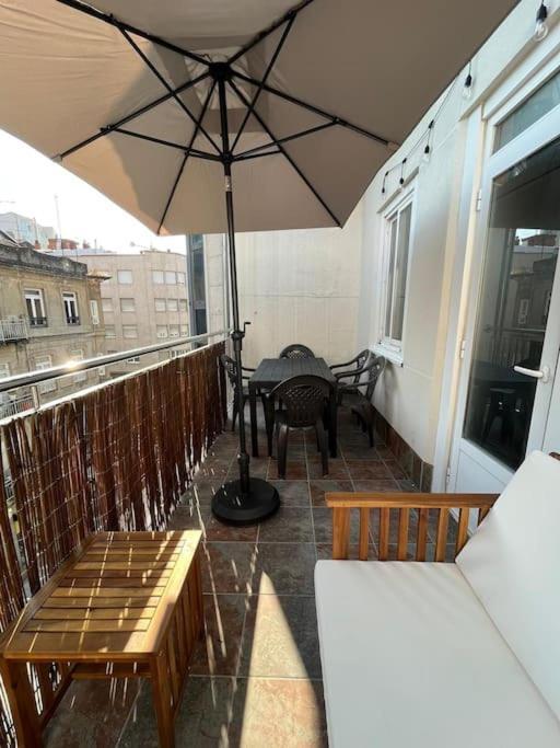 Atico Vintage Con Terraza Apartment วิโก ภายนอก รูปภาพ